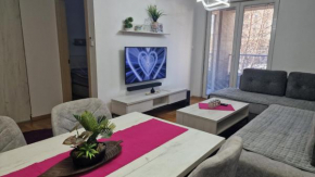 Stylish Violet & Modern Apartment